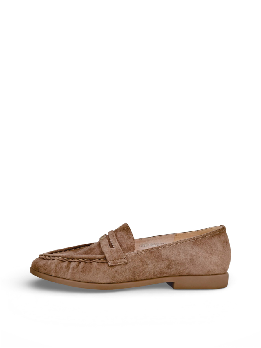 Лоферы из натуральной замши