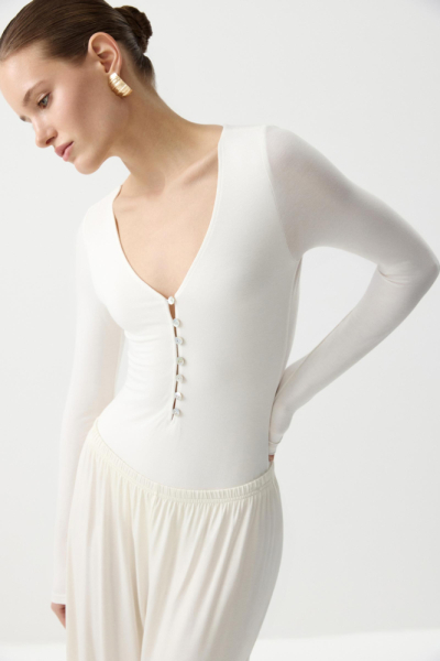 Боди из вискозы с длинным рукавом