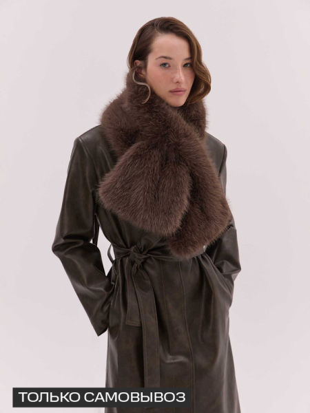 Шарф из экомеха с разрезом