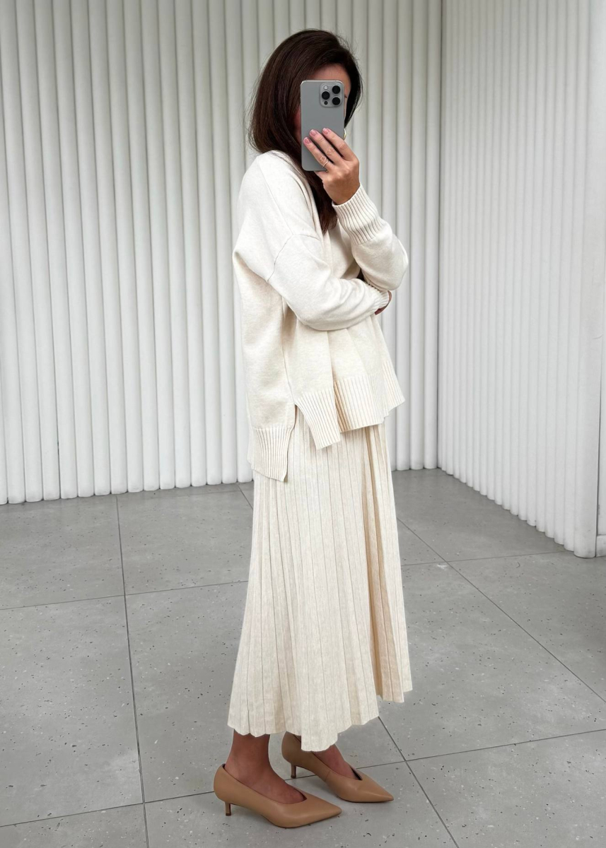 Костюм: джемпер с юбкой "Гофре" I.B.W., цвет: молочный, KJ124 купить онлайн