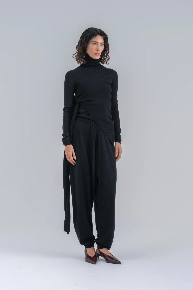 Бадлон OPORA Mankova, цвет: Черный,  купить онлайн