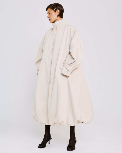 Тренч баллон Anmuse, цвет: бежевый, TR26SP229-BG купить онлайн