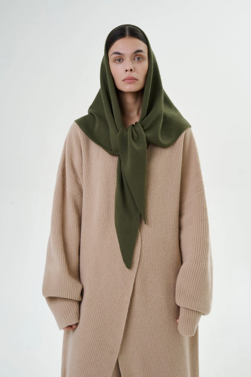 Базовая косынка Mankova, цвет: оливковый SH014 купить онлайн