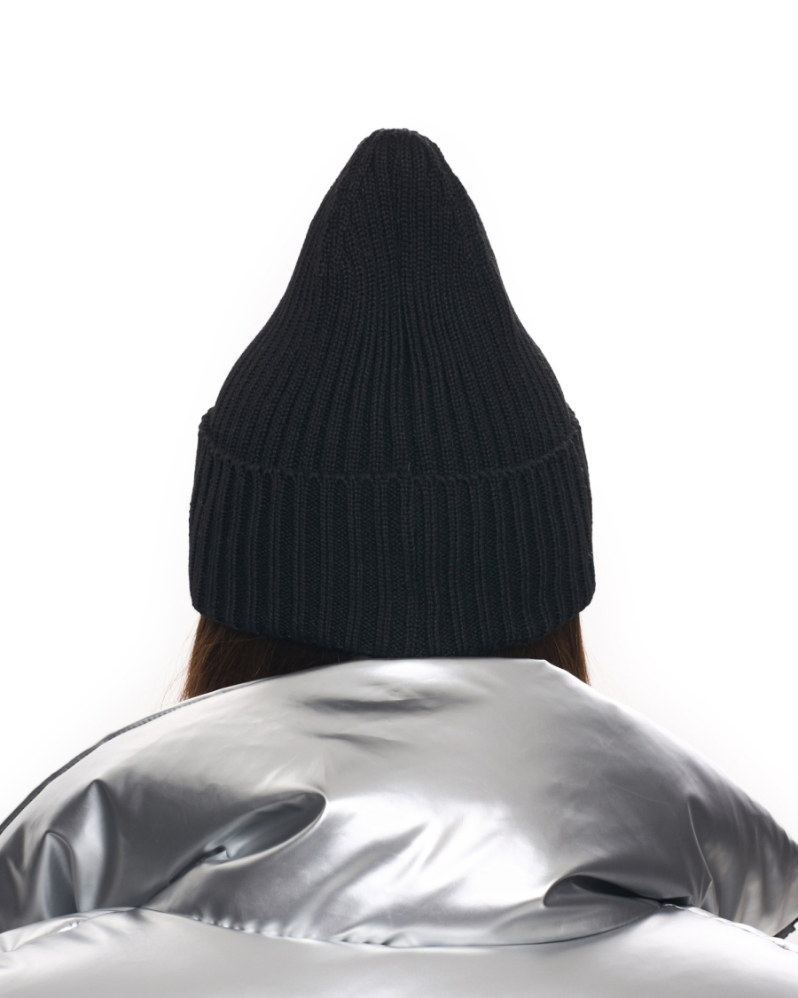 Шапка BASIC Suborbia, цвет: black 006100 купить онлайн