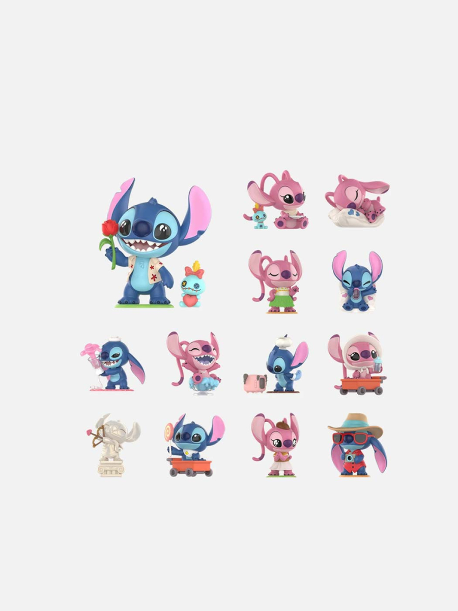 Фигурка STITCH PLAY STRONG DATE