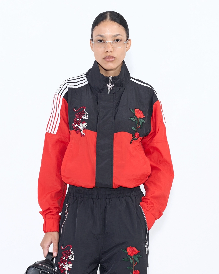 Костюм РОЗЫ ASIA ST 71, цвет: красный, Ast71.suit-roses-red-w купить онлайн