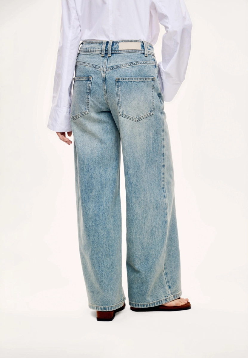 Женские джинсы широкие MUTED, цвет: серо-голубой, 904825.WJNS0002_Grey-blue купить онлайн