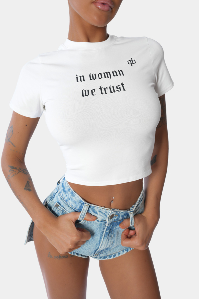 Футболка In Woman We Trust qb A QUICK BUCK, цвет: WHITE  |новая коллекция купить онлайн
