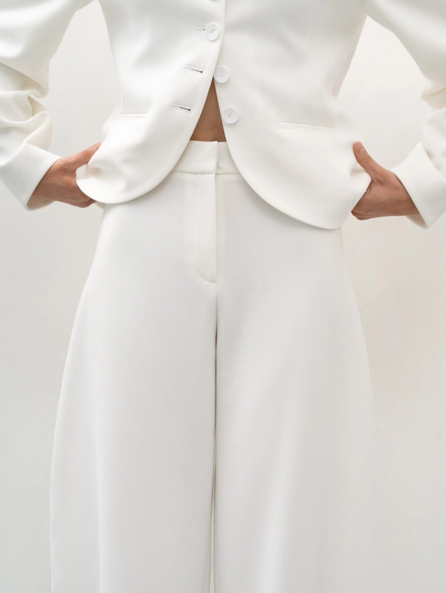 Брюки-бананы TRES, цвет: молочный, НФ-00002737 купить онлайн