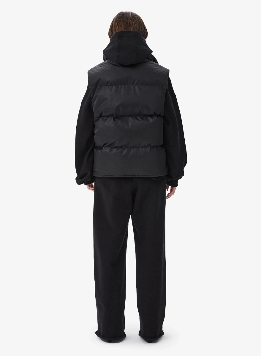 Жилет с объемным силуэтом F | ABLE, цвет: Черный, VST-FBL-STBLNW-BLCK купить онлайн