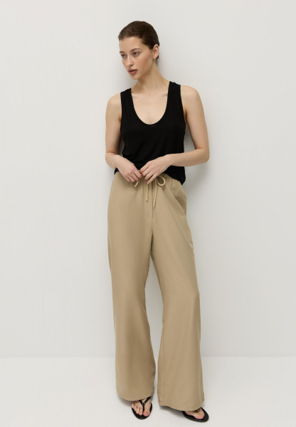 Майка с глубоким вырезом из тенсела AROUND, цвет: Черный,  купить онлайн