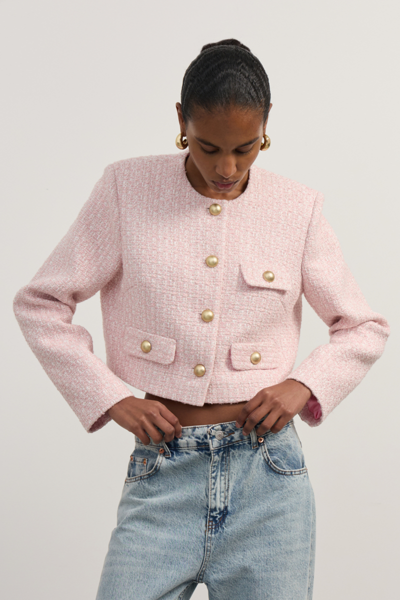 Жакет укороченный из твида с клапанами