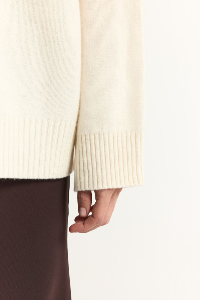 Джемпер из 100% шерсти мериноса TOPTOP, цвет: молочный, TTS.050.18935.120 купить онлайн