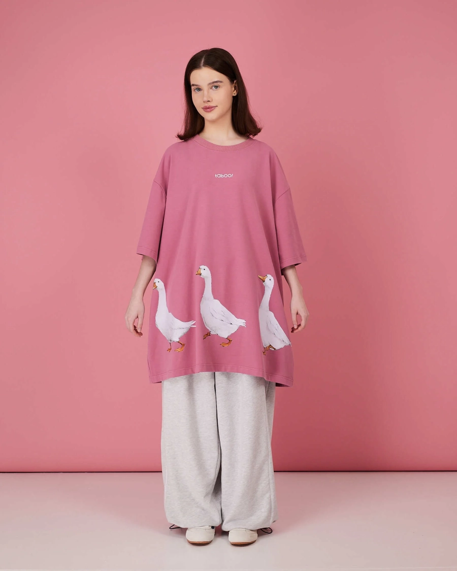 Футболка Гусиный хоровод TABOO, цвет: пыльно-розовый, THround купить онлайн