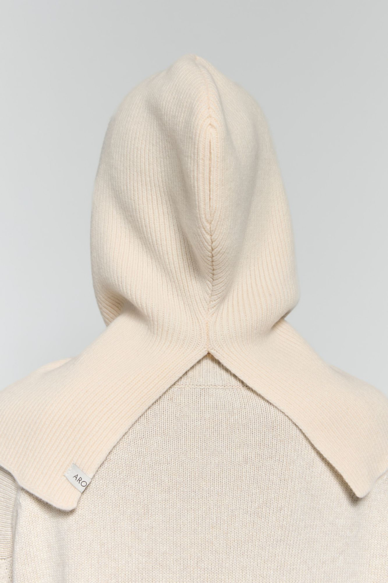 Капор из объемной шерсти AROUND, цвет: Сливочный 1411_08M13 купить онлайн