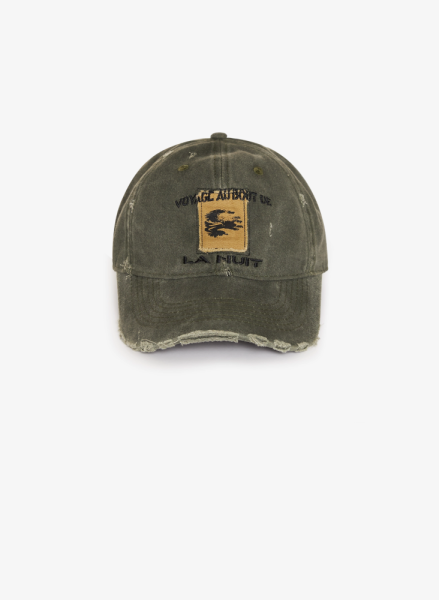 Кепка с логотипом