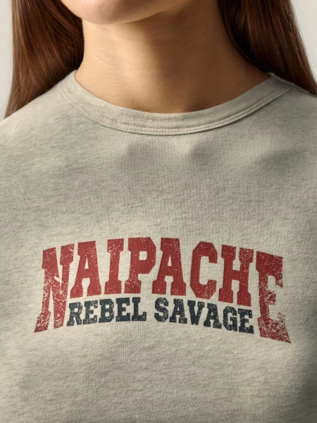 Футболка Slightly savage NAIPACHE, цвет: серый,  купить онлайн