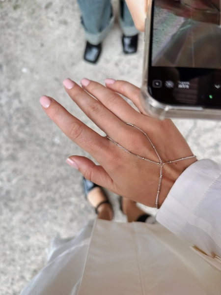 Серебряный браслет-слейв на цепочке «Точка за точкой» SBLESKOM, цвет: серебро, 12154 купить онлайн