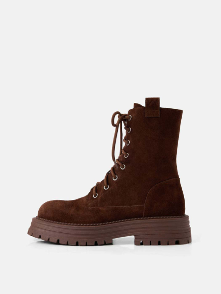 Ботинки из натуральной замши