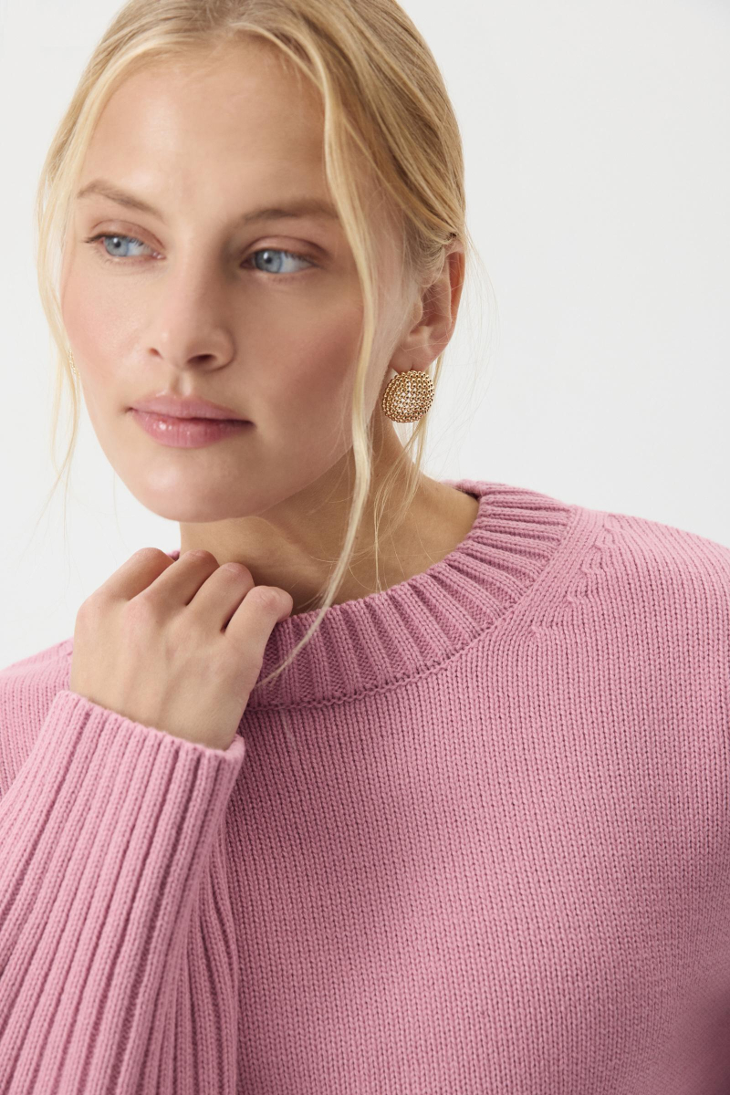 Джемпер из шерсти мериноса с круглым вырезом Charmstore, цвет: розовый, 303-45398-221 купить онлайн
