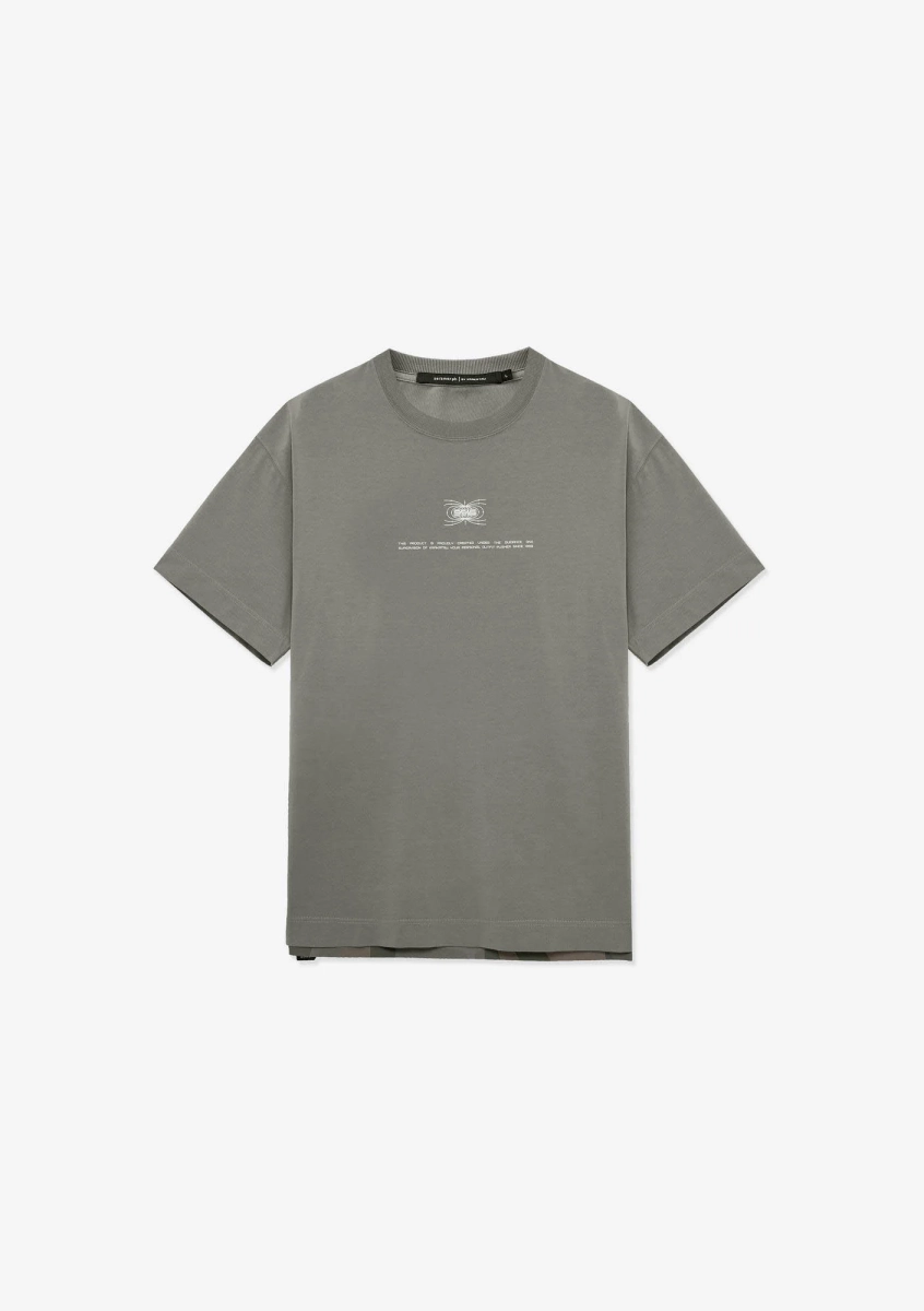 Футболка с многослойной графикой KRAKATAU, цвет: елово-серый, Tm141-52 купить онлайн