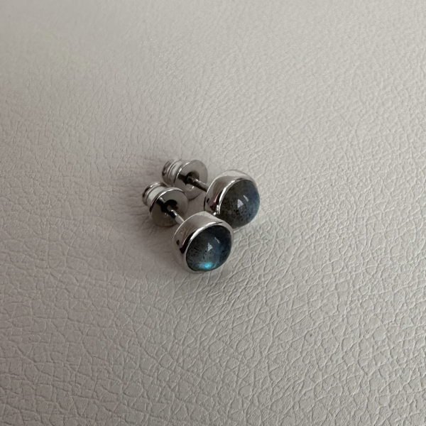 Серьги Луна с лабрадоритом The Reason, цвет: серебро, срг мун лаб купить онлайн