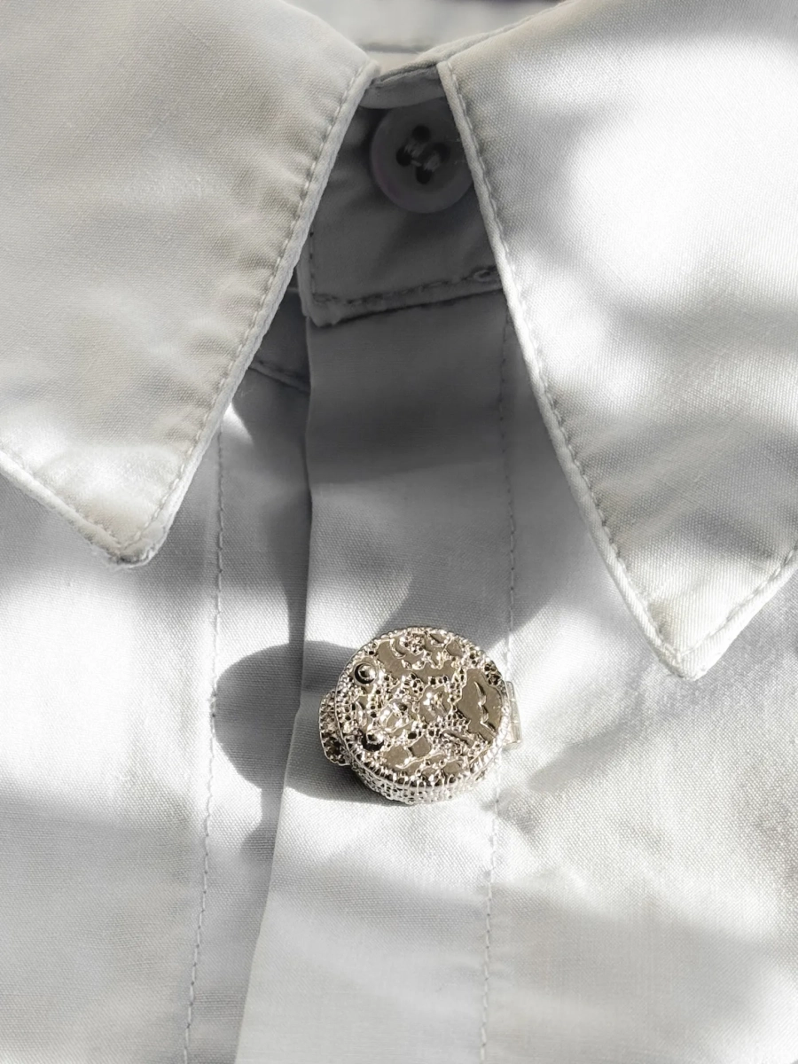 Серебряная подвеска-пуговица «Кружево» SBLESKOM, цвет: серебро, 12146 купить онлайн