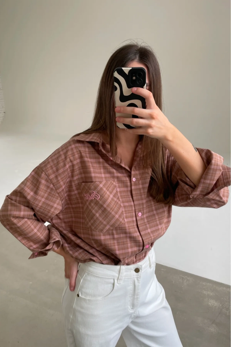 Рубашка в клетку с карманом Пыльная роза