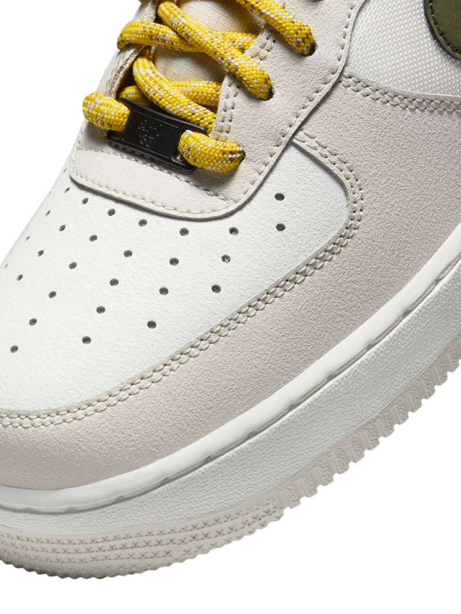 Кроссовки унисекс Nike Air Force 1 Low Premium "Light Bone"
