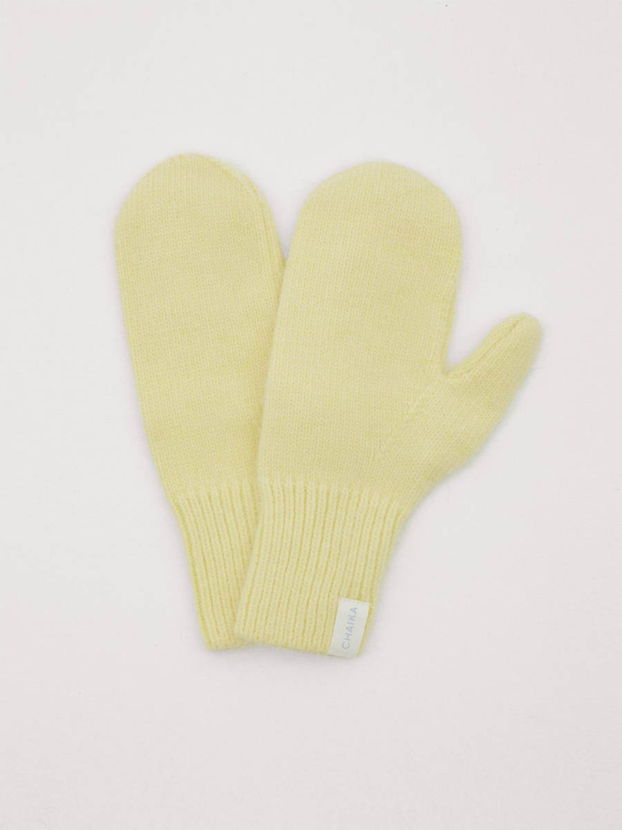 Варежки из ангоры