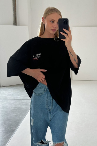 Футболка объемная с принтом SOLDOUT BLACK