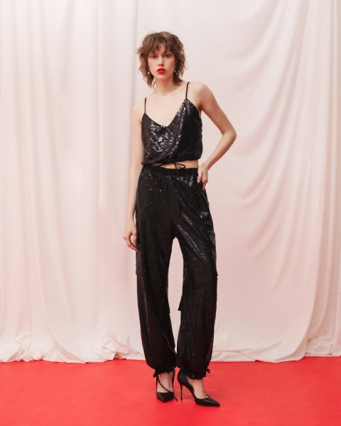 Брюки карго с пайетками Anmuse, цвет: Черный, TR23W62-BLC со скидкой купить онлайн