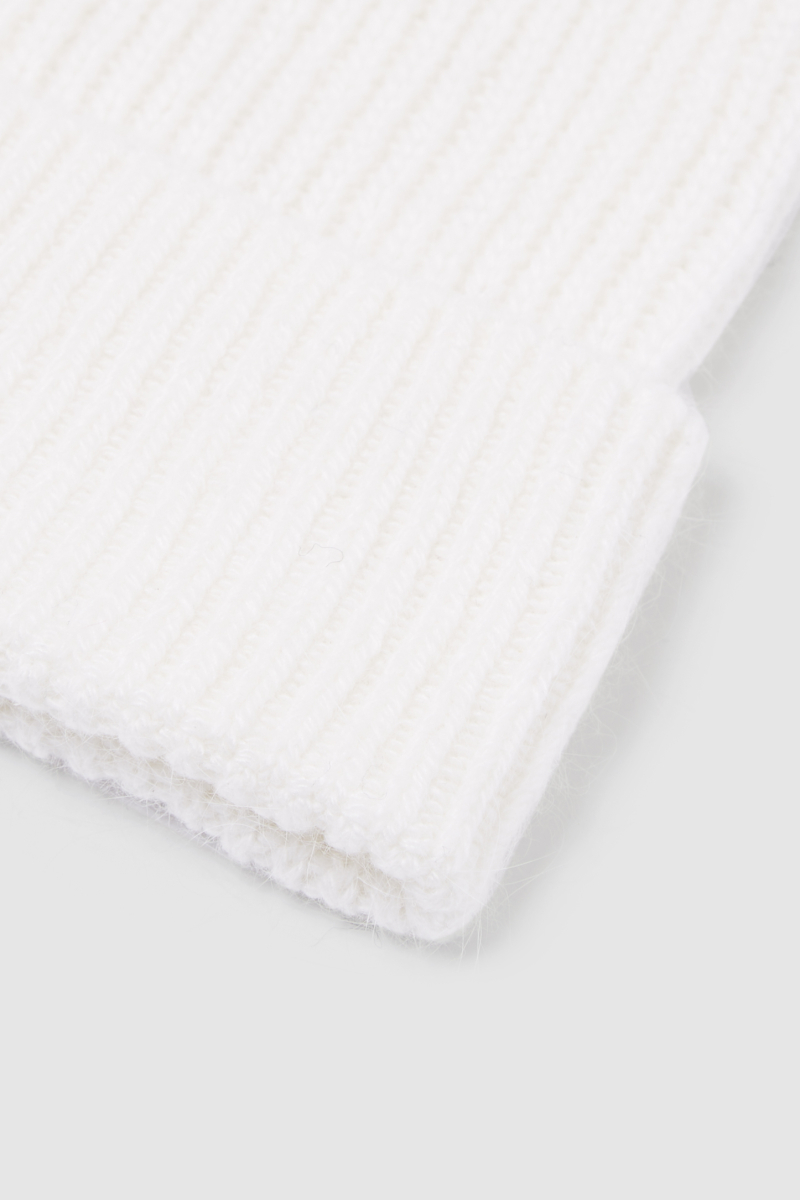 Шапка из ангоры Mankova, цвет: белый SH032 купить онлайн