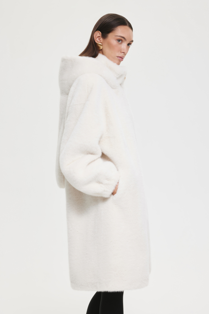 Утепленное пальто DREAMS BY ALENA AKHMADULLINA, цвет: молочный, 225101020204265/113000 купить онлайн