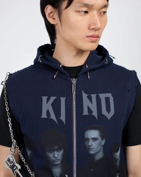 Безрукавка с капюшоном KINO 580 GR BLACK ASIA ST 71, цвет: Черный, Ast71.kino-vest-bl купить онлайн