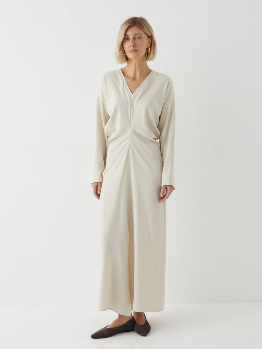 Платье со складкой