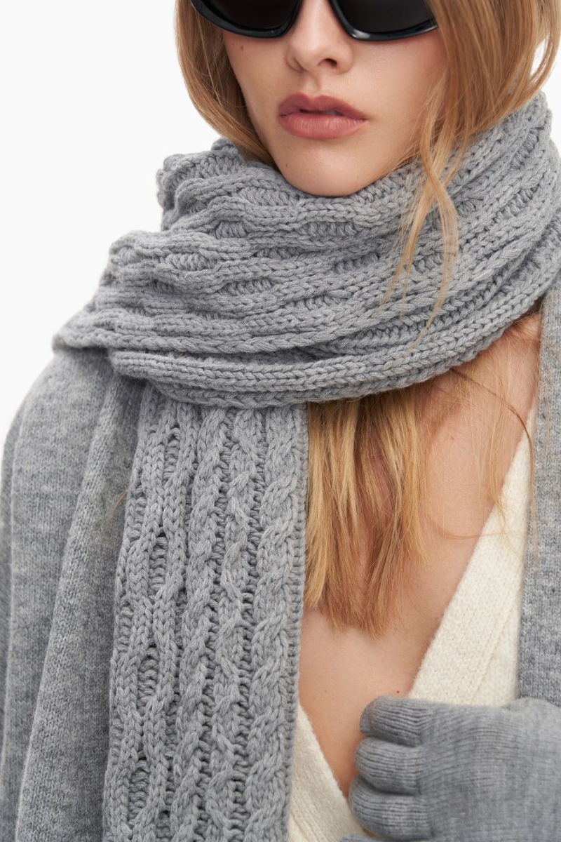 Шарф из смесовой шерсти мериноса TOPTOP, цвет: серый TT.607.15147.800 купить онлайн