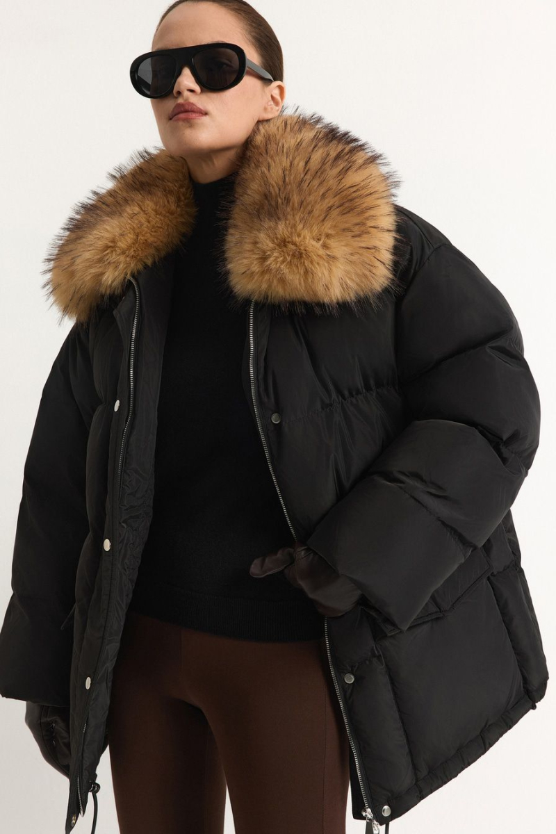 Пуховик с меховым воротником TOPTOP, цвет: Черный, TT.142.18244.900 купить онлайн