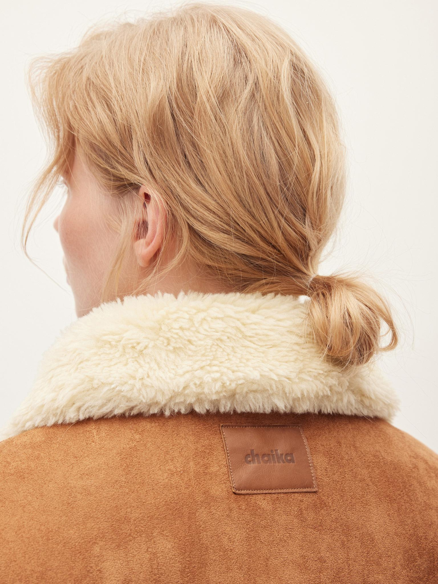 Дубленка Chaika, цвет: бежевый, AW25SC01-02 купить онлайн