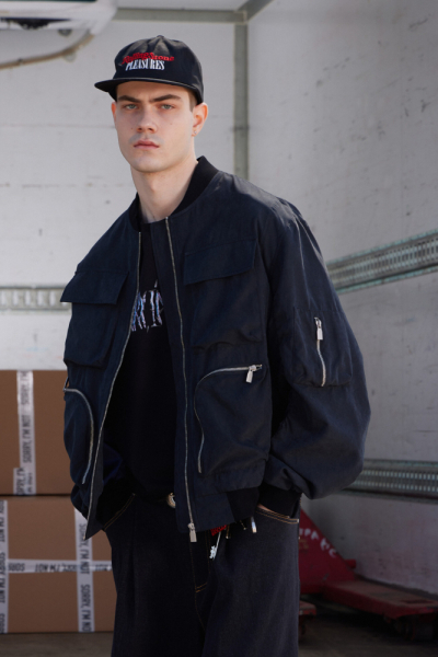 Бомбер SMOKY BLACK POCKETS