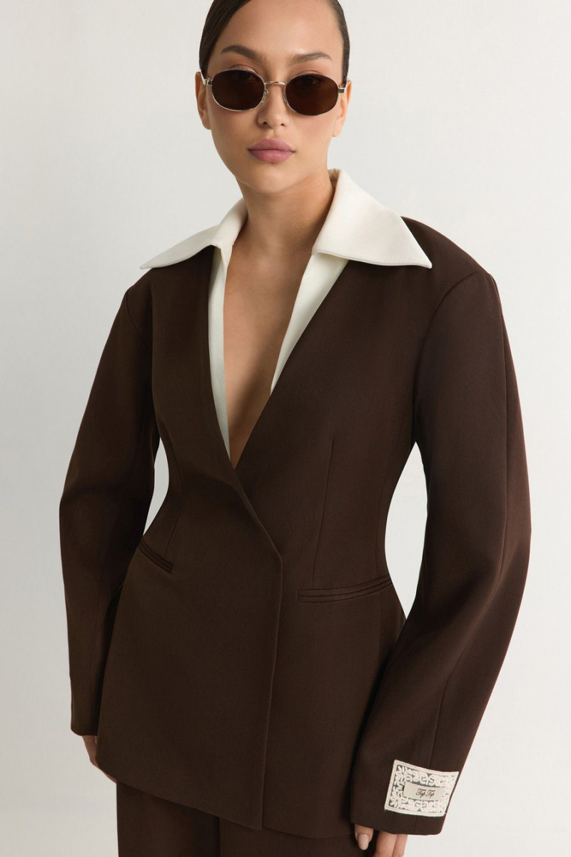 Жакет с контрастным воротником