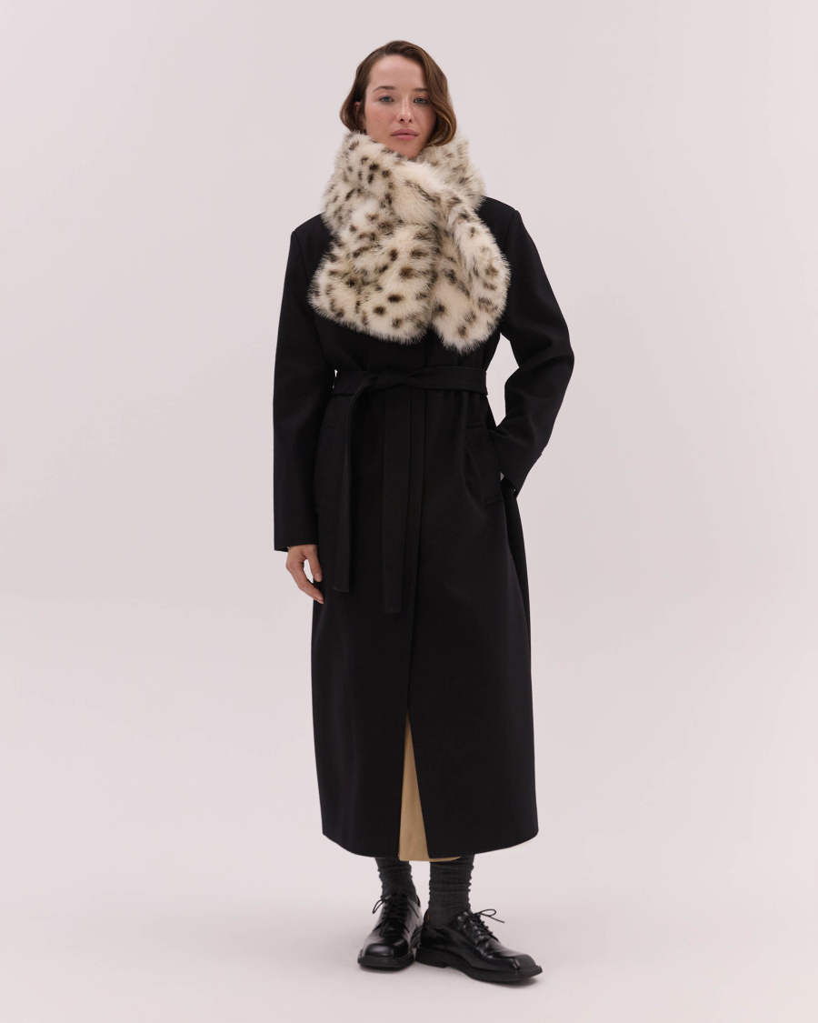 Шарф из экомеха с разрезом Only me, цвет: снежный леопард ШФ6102 купить онлайн