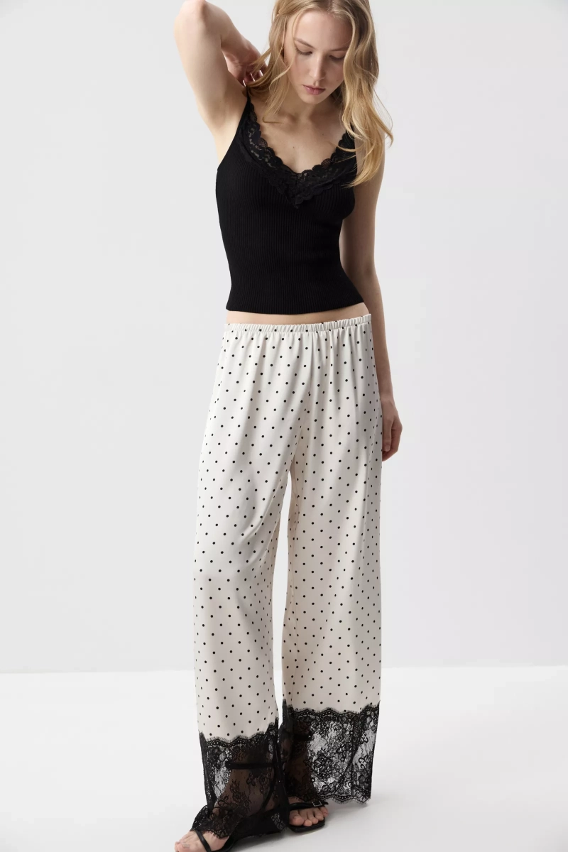 Брюки с кружевом Charmstore, цвет: горох на молочном 101-56860-1002 |трендовая новинка купить онлайн