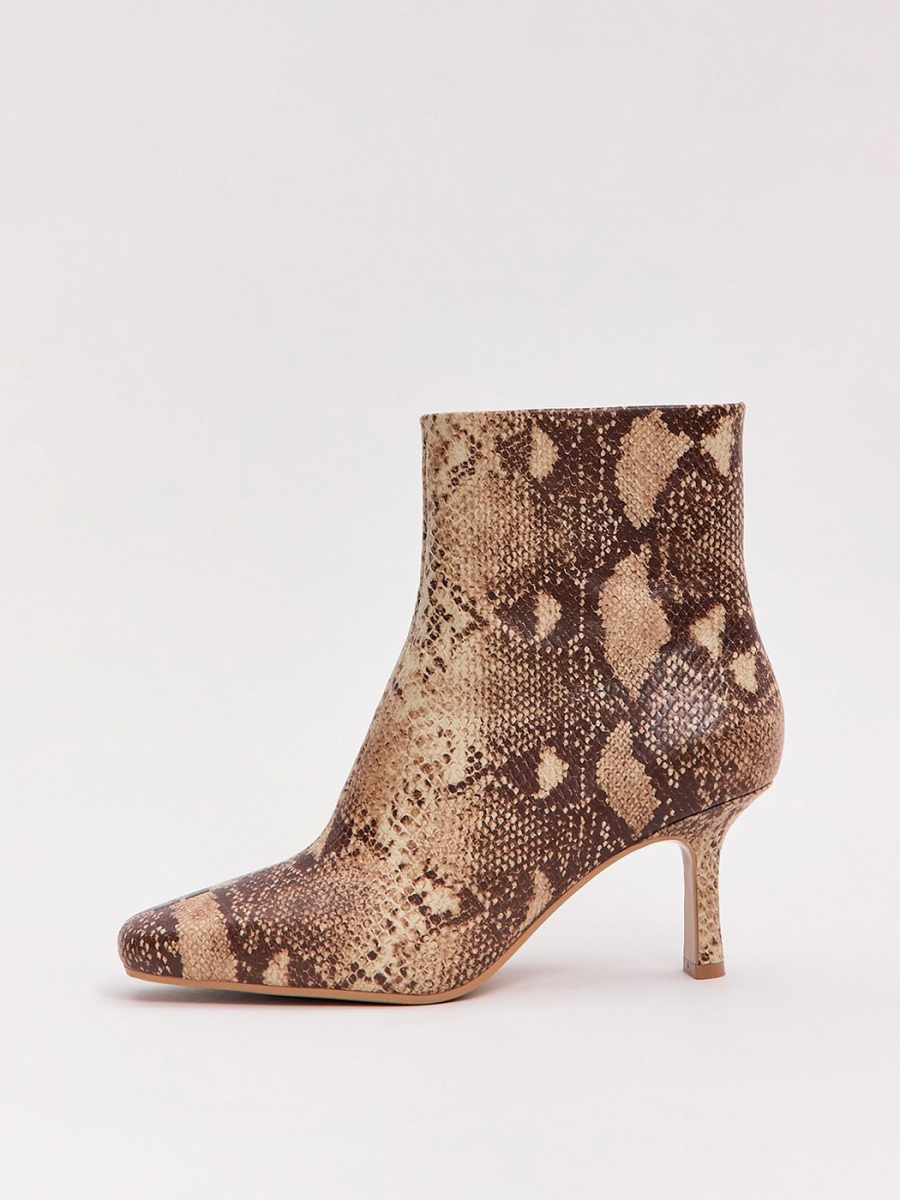 Ботильоны из кожи под рептилию с округлым мысом