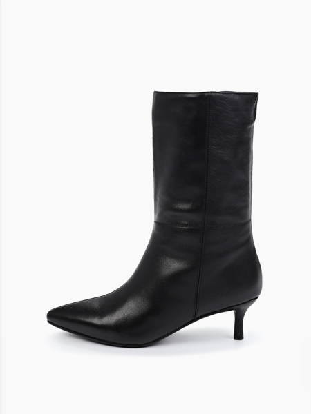 Полусапоги ботильоны демисезонные на маленьком каблуке из натуральной кожи