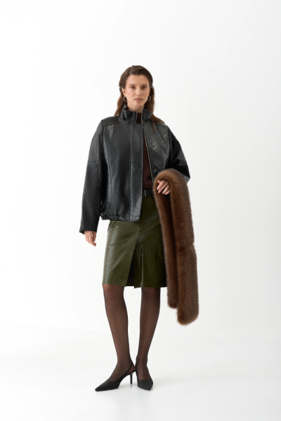 Бомбер из состаренной экокожи утепленный