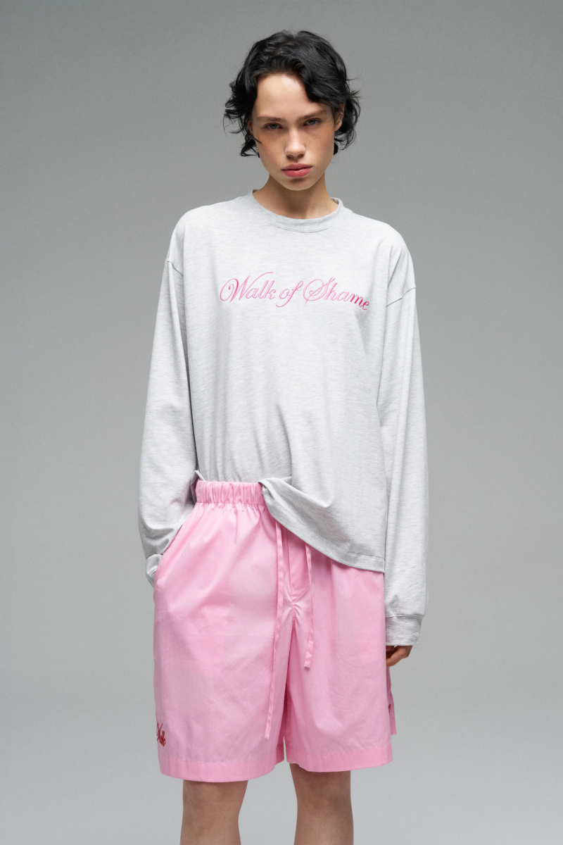 Лонгслив с вышивкой