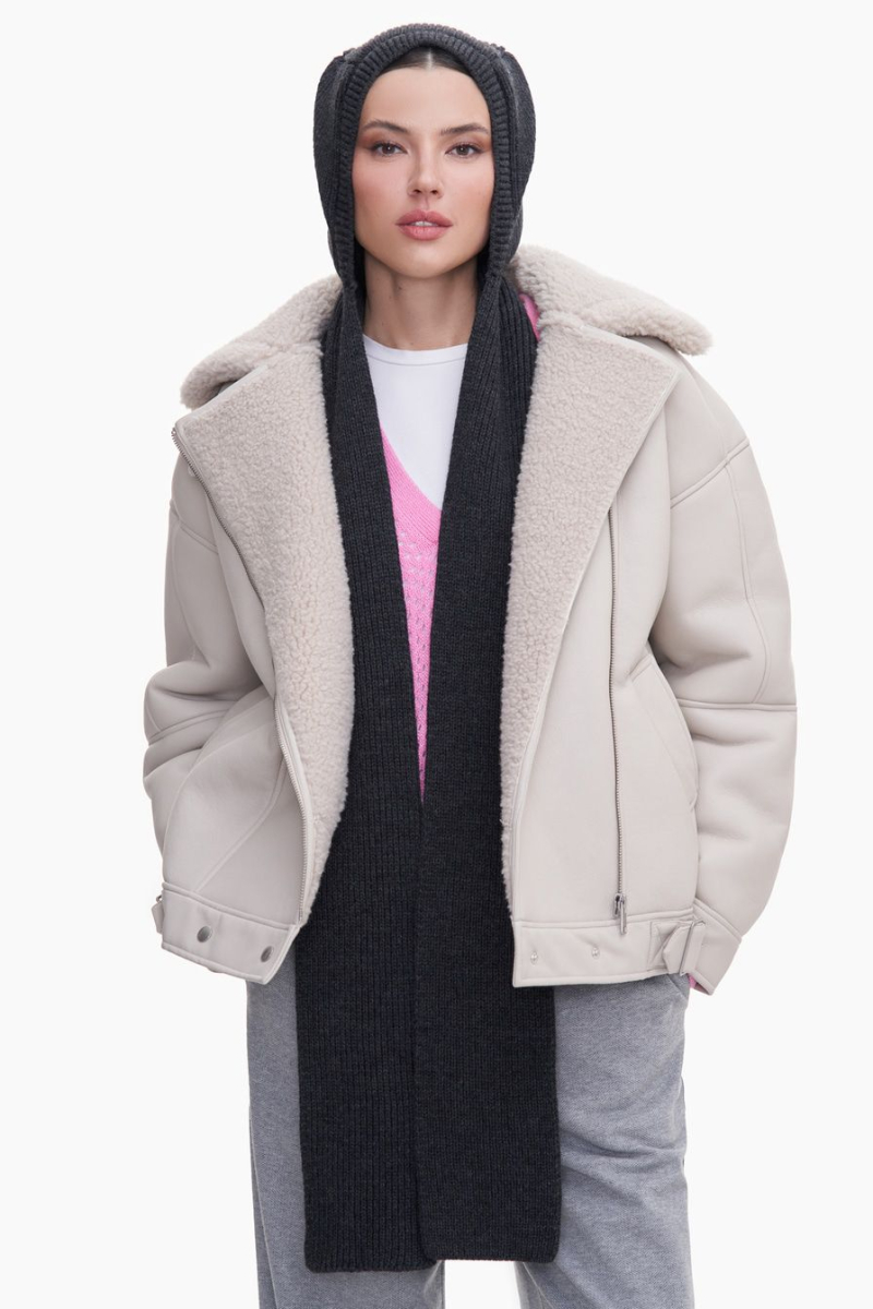 Чепчик-шарф из смесовой шерсти мериноса