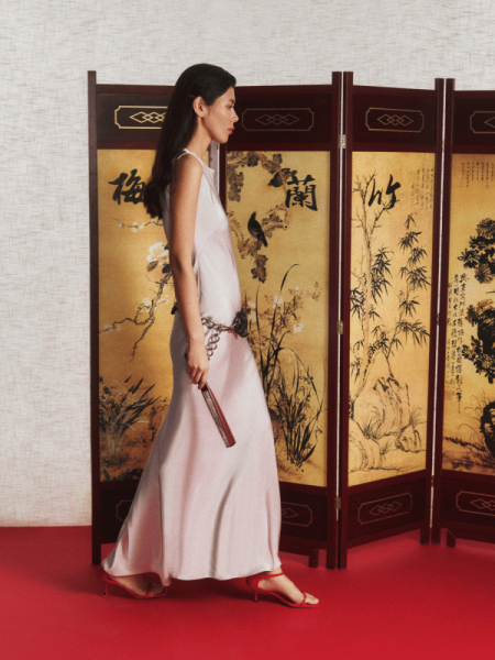 Платье макси с шелковистым блеском