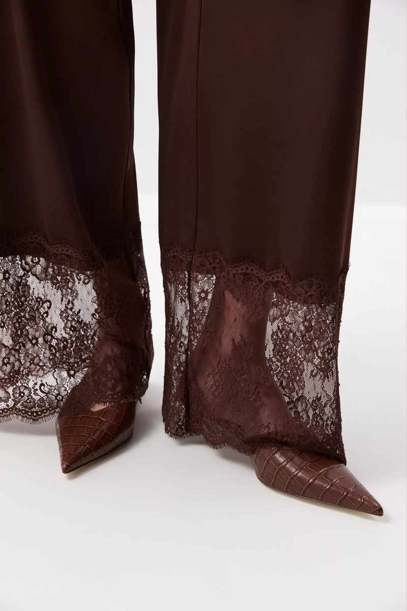 Брюки с кружевом Charmstore, цвет: шоколадный, 101-56860-551 купить онлайн